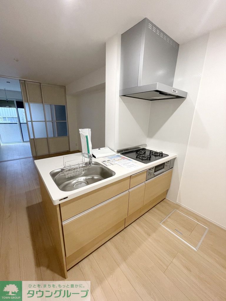 キッチン　同建物、別間取りのお写真です