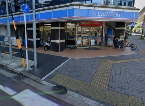 コンビニ　ローソン 東区泉一丁目店（コンビニ）まで81m