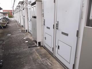 山陽電鉄本線 飾磨駅 徒歩16分 2階建 築22年の玄関写真