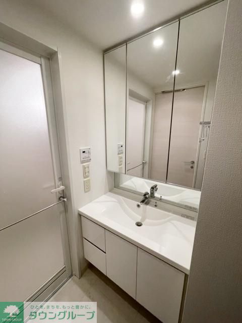 洗面設備　別の号室参考写真。