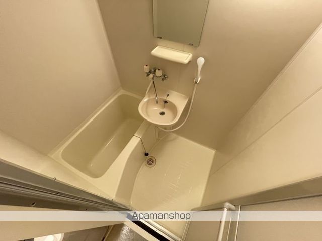 レオパレスフィオーレの風呂写真