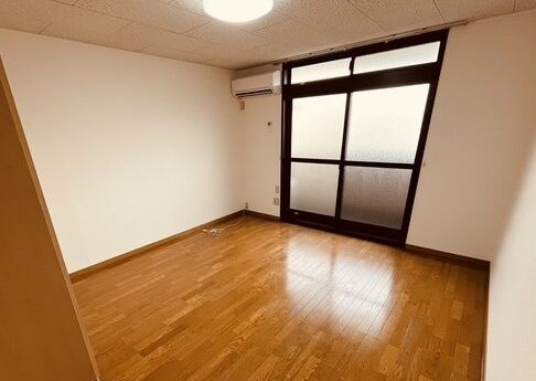 MISTRAL下手野の居間写真