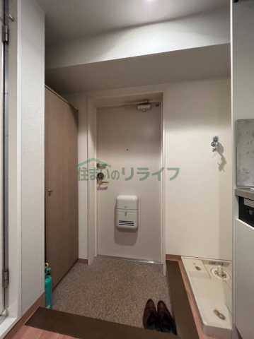ロリエ笹塚の玄関写真