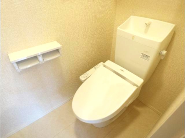 近鉄奈良線 近鉄奈良駅 徒歩5分 2階建 築7年のトイレ写真