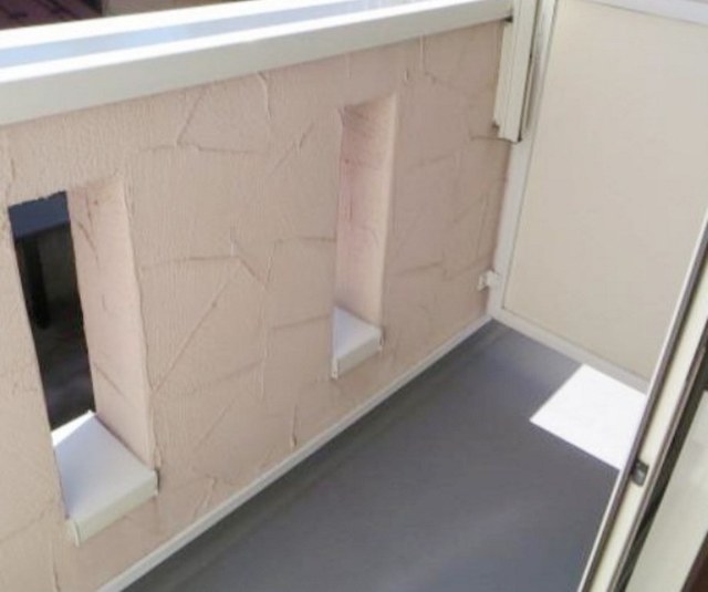 バルコニー　別部屋同仕様タイプ