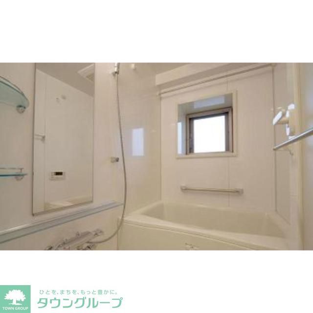 バス・シャワールーム　※写真は同タイプ住戸です。