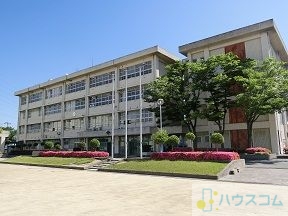 中学校　摂津市立第五中学校（中学校）まで1739m