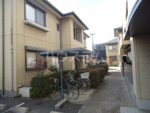 サンメゾンさつきD棟