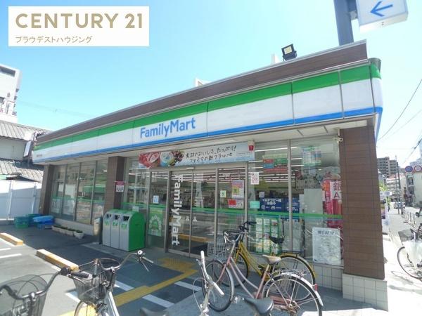 コンビニ　ファミリーマート城東えなみ店（コンビニ）まで385m