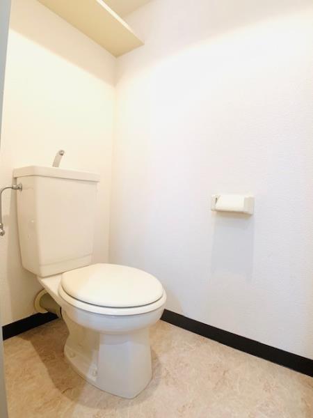 トイレ　トイレもきれいです