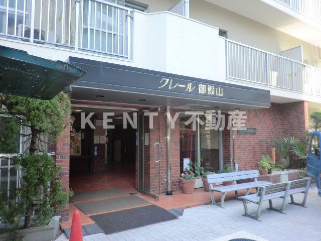 エントランス　清潔なエントランスです