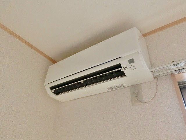 その他設備　エアコンは設備です
