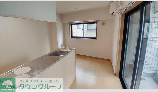 ルミエール長町の居間写真