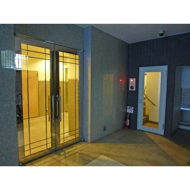 東京メトロ銀座線 末広町駅 徒歩4分 10階建 築20年の外観写真