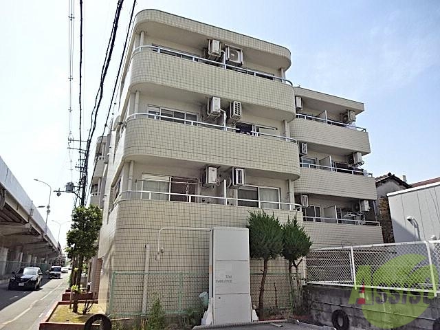 建物外観　豊中市服部南町「シャルマンフジ服部壱番館」