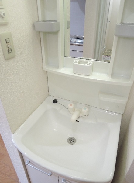 洗面設備　あると便利な独立洗面台