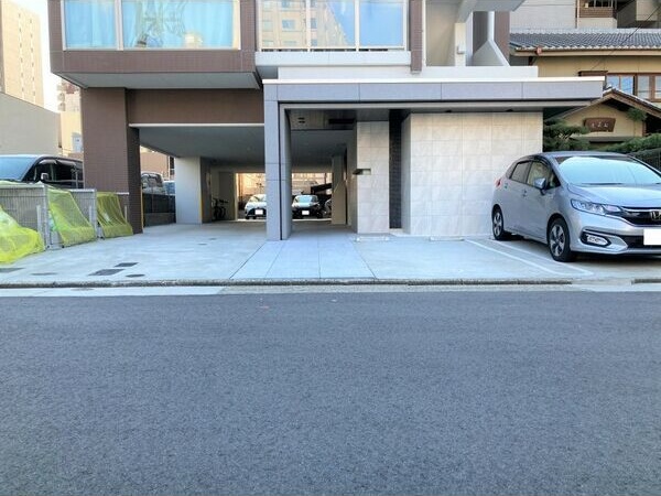 BERG IZUMIの外観写真