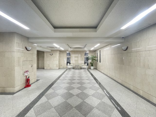 ロビー　リーガル弁天町II　ロビー