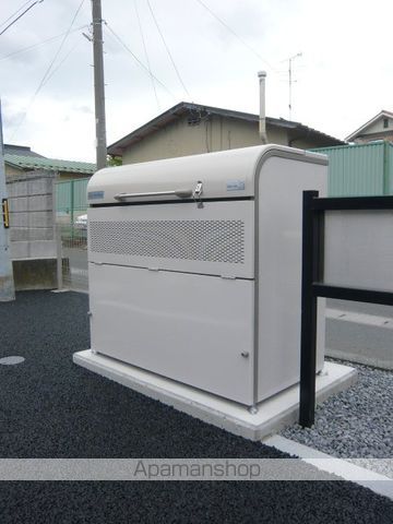 八戸市 2階建 築11年の外観写真