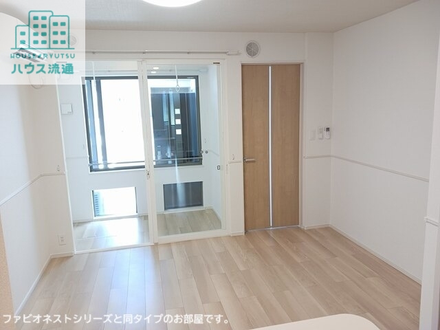居室・リビング　※同タイプのお部屋の写真です