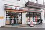 コンビニ　セブンイレブン 港区南青山7丁目中央店（コンビニ）まで86m