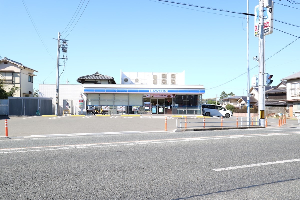 コンビニ　ローソン 下関綾羅木本町店（コンビニ）まで235m