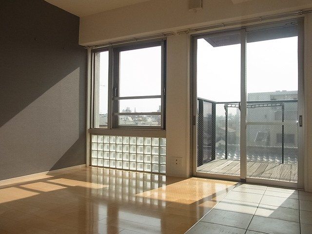 居室・リビング　同建物別部屋参照