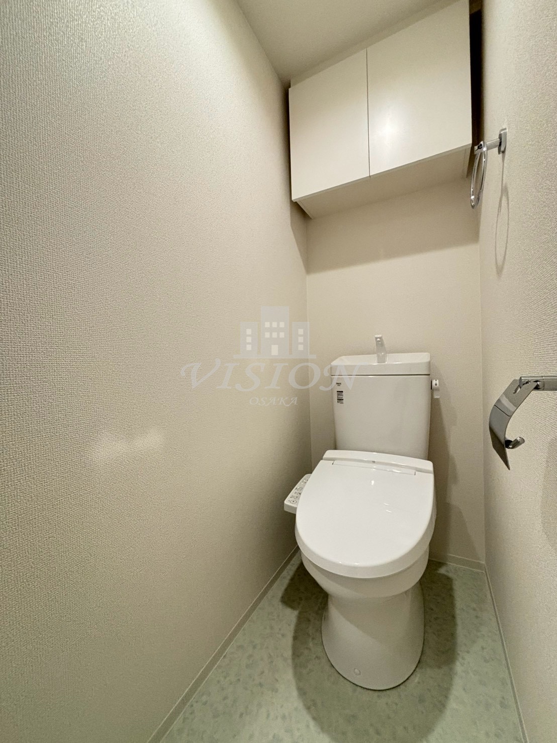 地下鉄御堂筋線 中津駅 徒歩10分 15階建 築1年のトイレ写真