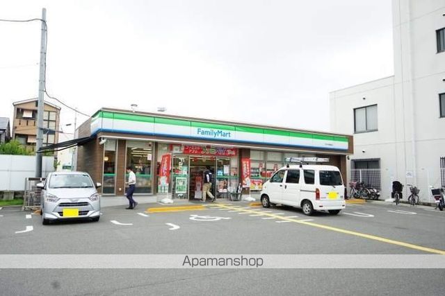コンビニ　ファミリーマート（コンビニ）まで333m