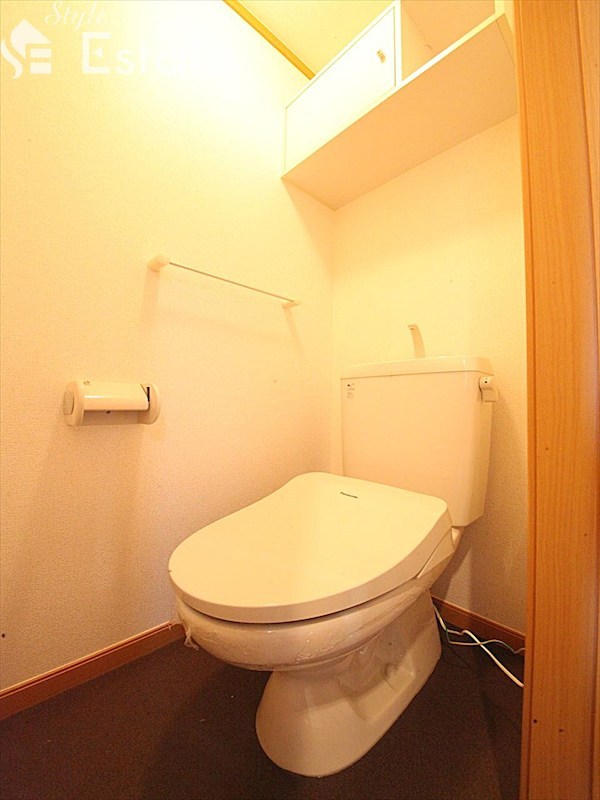 エテルネル・シュマンのトイレ写真