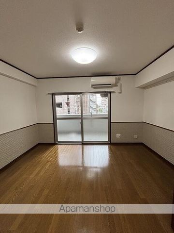 ＪＲ京葉線 西船橋駅 徒歩6分 9階建 築25年の居間写真