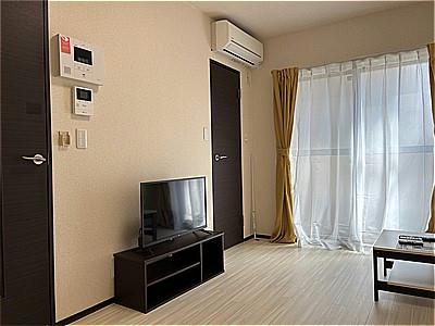 居室・リビング　103・104号室同タイプ／203・204号室反転タイプ