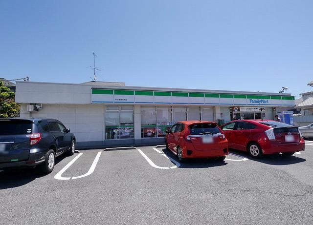 コンビニ　ファミリーマート所沢東新井町店（コンビニ）まで452m
