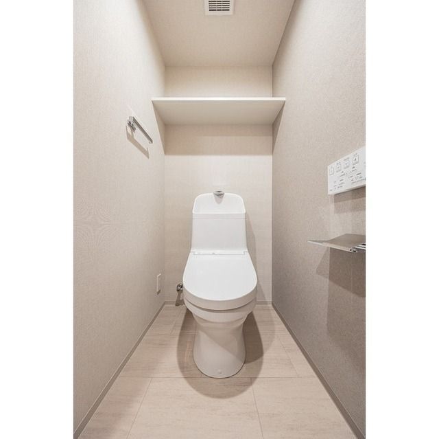 デュオフラッツ一之江Eastのトイレ写真