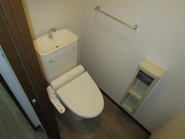 パークサイドリラ Eのトイレ写真