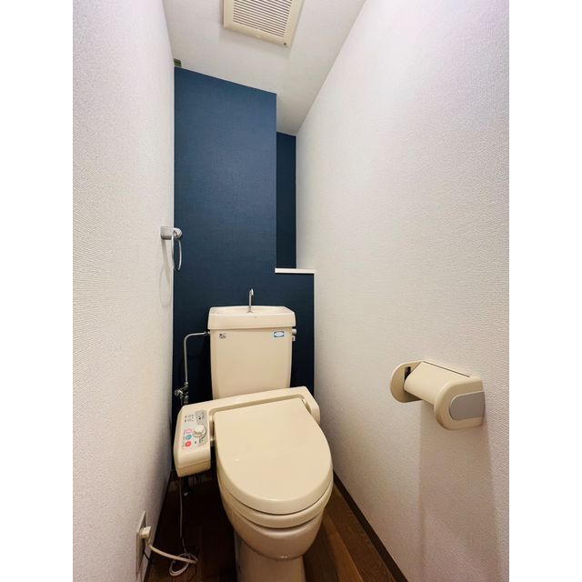 ＪＲ高崎線 高崎駅 徒歩12分 7階建 築30年のトイレ写真