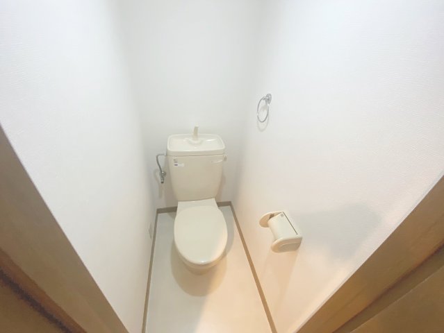 アドミール宝塚のトイレ写真