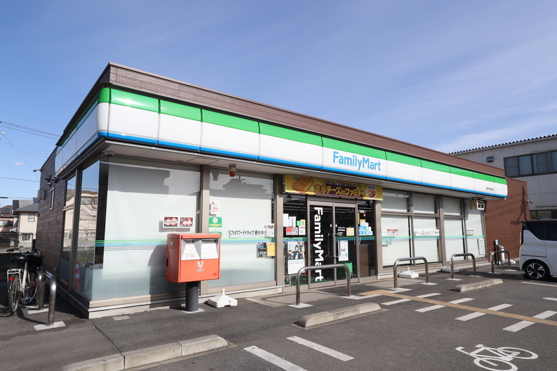 コンビニ　ファミリーマート 東所沢和田店（コンビニ）まで429m
