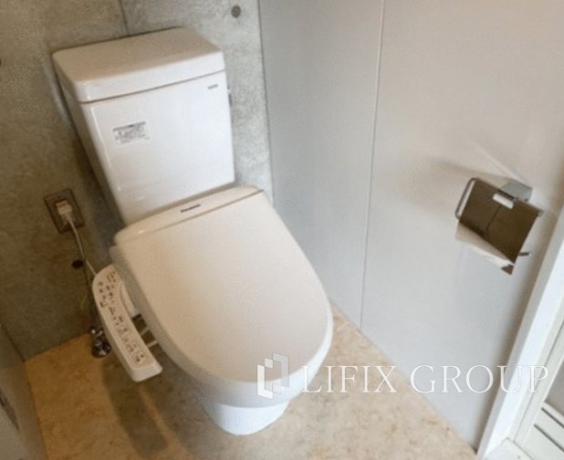 東急目黒線 不動前駅 徒歩5分 6階建 築15年のトイレ写真