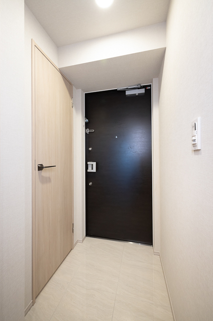 玄関　※写真は同タイプ住戸です。