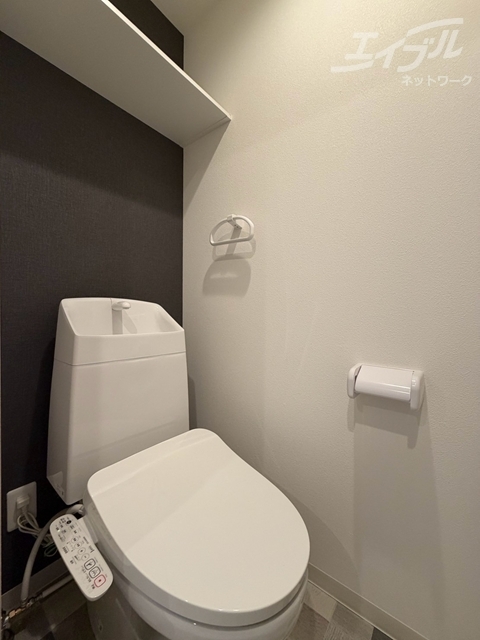 地下鉄御堂筋線 中津駅 徒歩5分 14階建 築1年のトイレ写真