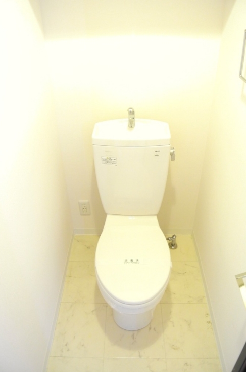 トイレ　シンプルで使いやすいトイレです