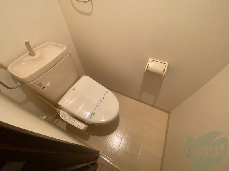 トイレ　ウォシュレット機能がついたトイレ。安心して使用できますね。
