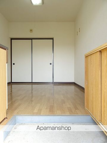 ウイング高丘Iの玄関写真
