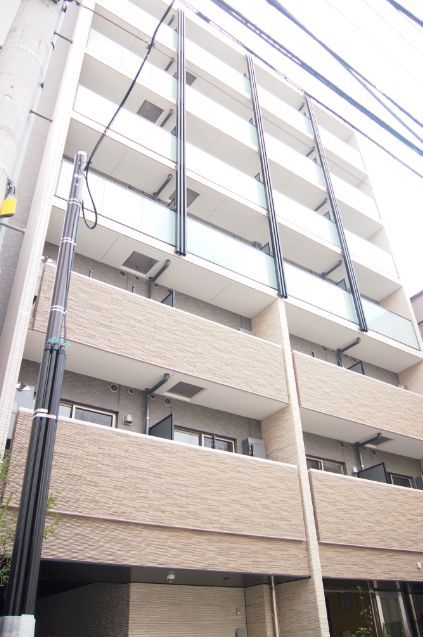 都営新宿線 森下駅 徒歩5分 7階建 築9年の外観写真