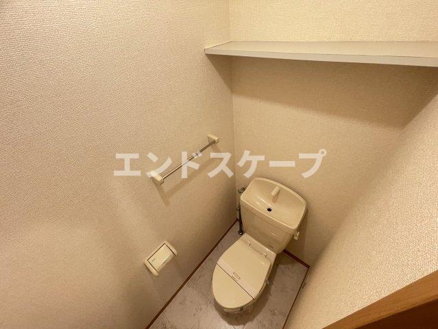 ＪＲ信越本線 群馬八幡駅 徒歩36分 2階建 築26年のトイレ写真