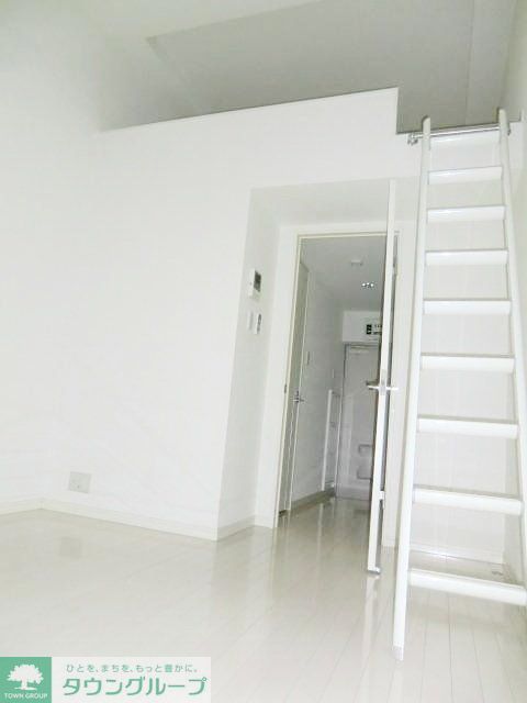 居室・リビング　明るいお部屋です