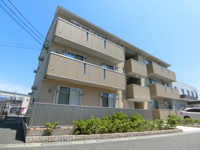 ＪＲ山陰本線 東山公園駅 徒歩16分 築15年