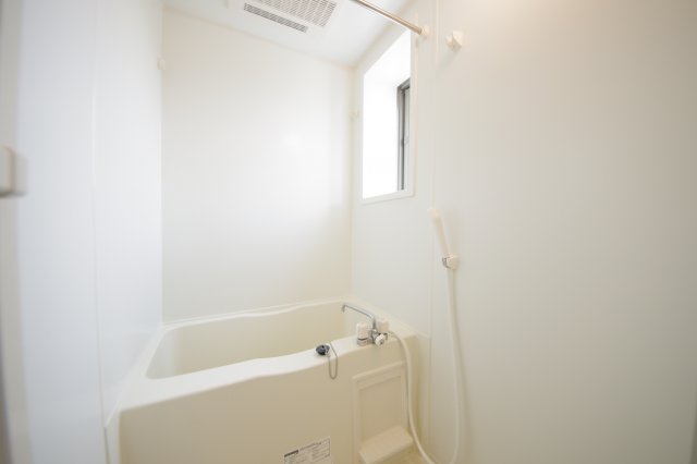 バス・シャワールーム　別部屋参考写真