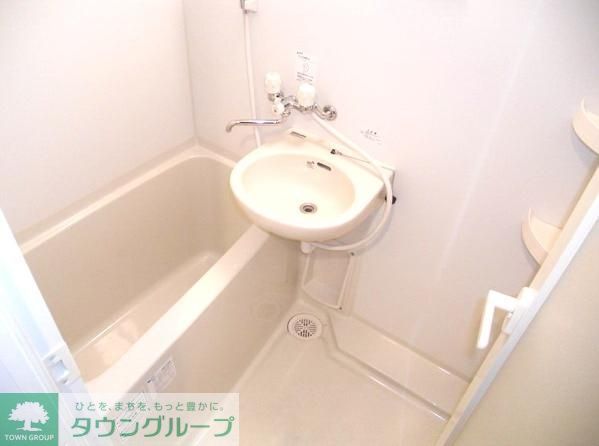 バス・シャワールーム　洗面